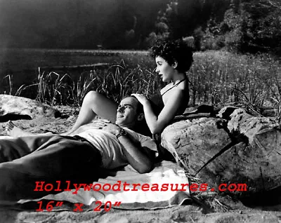 Montgomery Clift~Elizabeth Taylor~Poster~Beach~Gay Int~Photo~ 16  X  20  • $22.95