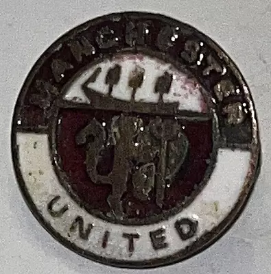 Vintage Manchester United Football Club Pin • $9.99