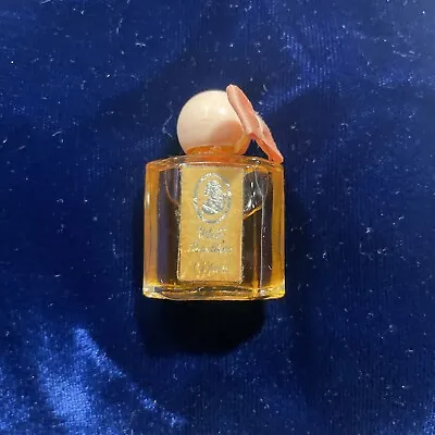 Mini Vintage White Shoulders Parfum 5ml /.17 Oz. Splash • $10.99