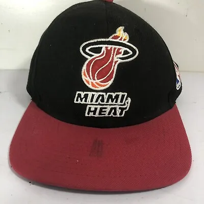 Black Miami Heat Halo Fireball Baseball Snapback Baseball Cap Hat 100% Authentic • £8.99
