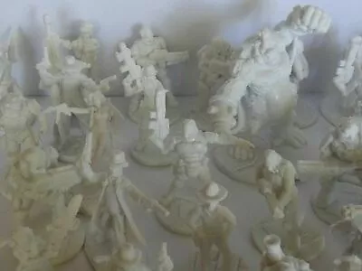 Random New Reaper Bones Unpainted Chronoscope Miniatures - Bulk Lot • $3.25