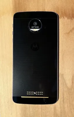 Motorola Moto Z Droid - 32GB - Black/Lunar Grey (Verizon) Smartphone • $80