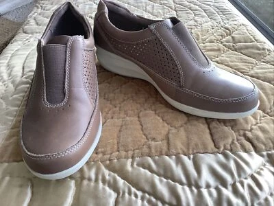 £10 • Buy Ladies M&S FootGlove Shoes EU 39..uk 5 1/2 BRAND NEW