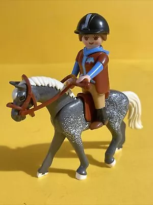 Playmobil Horse & Jockey Stables • £5.99
