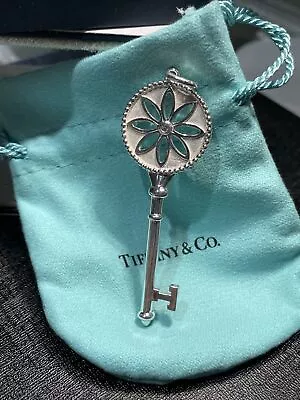 £223.08 • Buy Tiffany & Co Key Charm Diamond Daisy Flower XL Sterling Silver Pendant