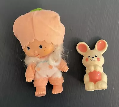 Vintage 1979 Strawberry Shortcake - Apricot Doll With Pet Hopsalot • $15