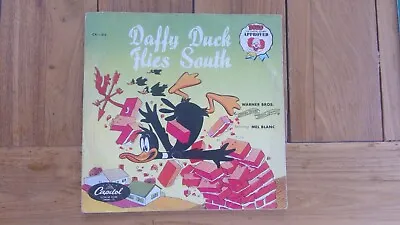 DAFFY DUCK FLIES SOUTH VINYL RECORD. AUSSIE RELEASE. CIRCA 1950s **DAMAGED** • $15