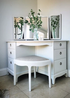 £699 • Buy Spray Painted - White Stag Minstrel Corner Dressing Table Set 