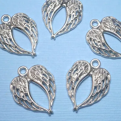 10 Pcs Tibetan Silver 22mm Angel Wings Wing Charm Pendant • £2.25