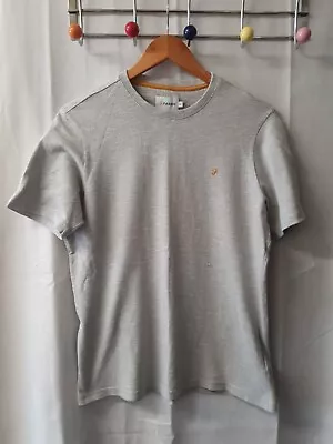Bargain~Mens~Farah~T-Shirt~Size Large~ Classic 'F' Logo~V.G Condition~Light Grey • £4.99