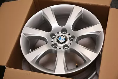 BMW Alloy Rim Star Spoke 330 Rim 8J X 18 ET30 F10 F11 F06 F12 F13 36116790176 • $373.66