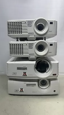 Lote (4) Mitsubishi EX240U/EX241u/ XD280u/XD550uDLP Projector FOR PART • $10