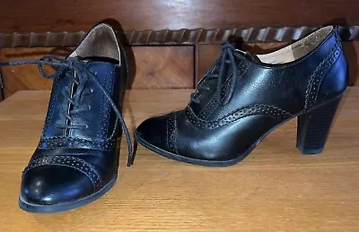 Merona Black Wingtip 3” Heels Closed Toe Lace-up Shoes - Women’s Size 7 • $9.99