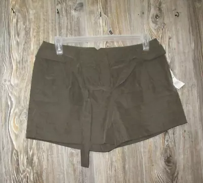 Elle Shorts Size 10 Womens Olive Green NWT Modal Polyester Msre 33x4 • $20.69