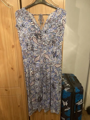 £5 • Buy Ladies Size 10-16 Blue Paisley Print Midi Dress Peacocks