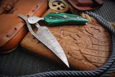 Feather Style Damascus Blade Pocket (Folding) Knife With Resin Handle • $39.99