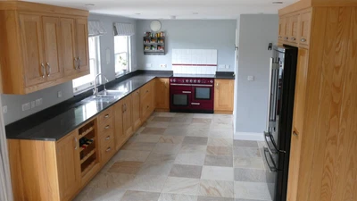 £2900 • Buy Quality Bespoke Preowned Wooden Kitchen Unit Quartz Worktop, Reduced From £3,975