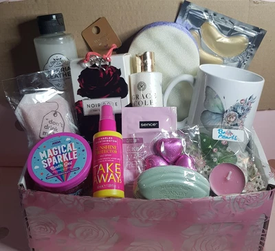Ladies Birthday Christmas Pamper Hamper Gift Mum Wife Nan Girlfriend Daughter • £2.49