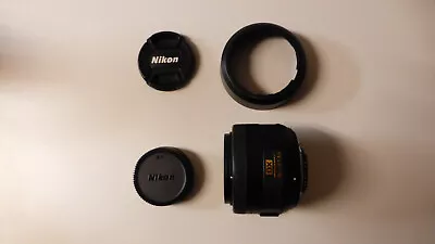 Nikon Nikkor 35mm F/1.8 G DX Wide Angle Portrait Prime Lens Hood Pouch • $179