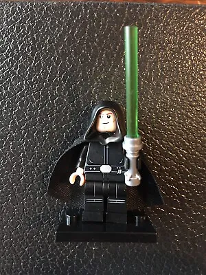 Lego Star Wars - Luke Skywalker Jedi Knight Figure • £9.99