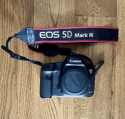 Canon EOS 5D Mark III 22.3MP Digital SLR Camera - Black (Body Only) • £185