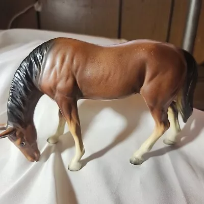 Vtg NAPCO Ceramic Chestnut HORSE Grazing Figurine M451/M Japan Farm Collectible  • $18.95