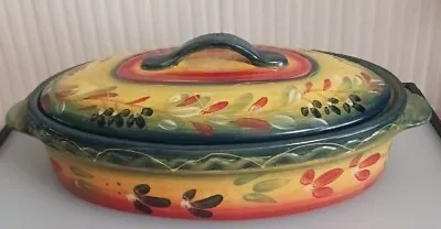 Tabletops Gallery 'La Provence' Covered Oval 3 Qt Casserole Dish • $30