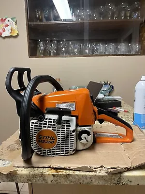 Stihl MS250 Chain Saw • $175