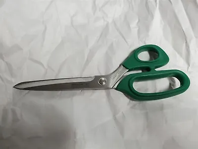 Kai 10  Ergonomix Sewing Scissors Model 5250 • $25