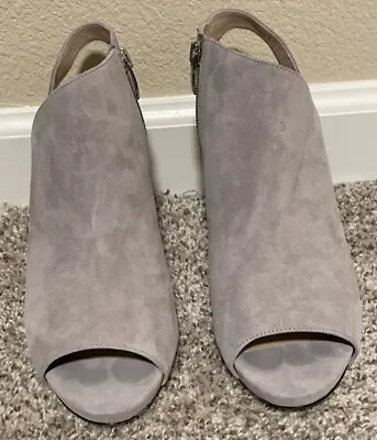 Via Spiga Women’s Grey Suede Heels Size 8.5 • $19.99