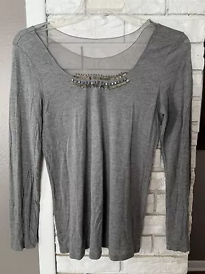 SIMPLY VERA By Vera Wang Women's Sz M Gray L/S Tee Beaded Illusion Mesh Neckline • $8.46