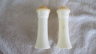 Vintage Tupperware Hourglass Salt & Pepper Shakers Mini 4-1/2  Excellent 831 • $14.99