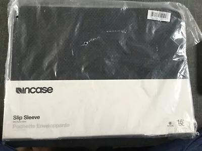 Incase Slip Sleeve With PerfomaKint For MacBook Pro 16  Graphite • £16