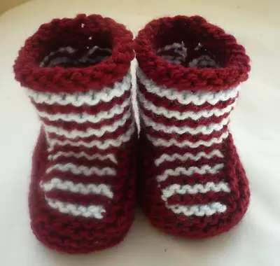 £1 • Buy Football HandKnitted Baby Booties 0-3mths - West Ham,Aston Villa, & Burnley 