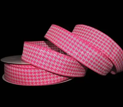 5 Yards Bright Pink White Herringbone Houndstooth Print Wired Ribbon 1 1/2 W • $4.95
