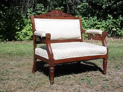 Antique Carved Walnut Victorian Eastlake Settee Loveseat Entry Bench Sofa • $1200