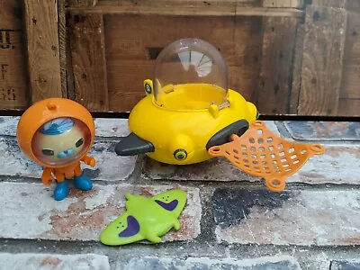 Octonauts Gup D With Captain Barnacles And Stingray  • £13.95