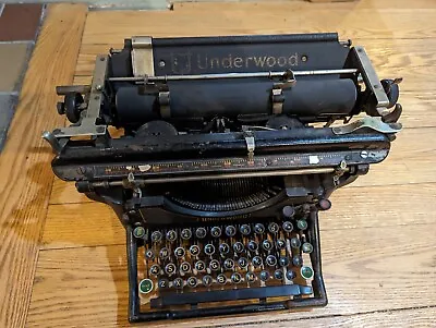 Underwood Typewriter Vintage • $300