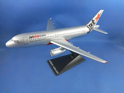 JETSTAR AIRWAYS AIRBUS A320-200 AIRCRAFT MODEL - Scale 1:200 • $25