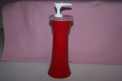 Vintage Tupperware Ketchup Dispenser   718/870 • $7.98