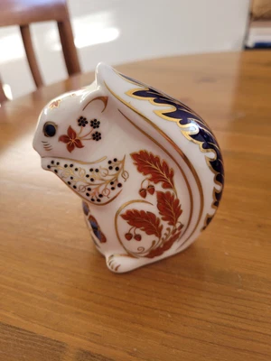 £40 • Buy Royal Crown Derby Autumn Squirrel Paperweight Gold Stopper 