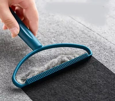 Pet Hair Remover Carpet Rake Lint Scraper • £3.98