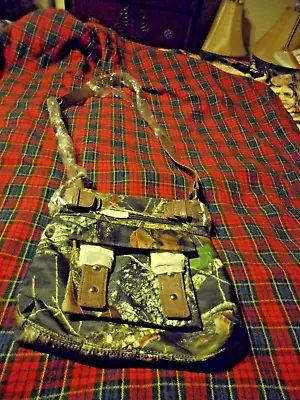 NWT Mossy Oak Emperia Outfitters Crossbody Bag Camouflage With Brown Accents • $34.99