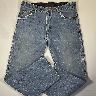 Wrangler Mens Size 34x29 Blue Regular Fit Straight Leg Medium Wash Stretch Waist • $14.99