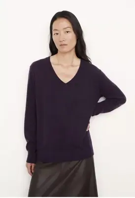 $325 Nwt Vince 100%cashmere Weekend V-neck Sweater Dark Mulberry Xs Vs16278133 • £154.19