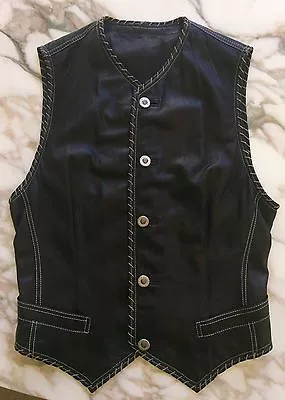 GIANNI VERSACE Leather Vest With Chain Stitch Detail Size IT 50 From F/W 1993/94 • $3912.49