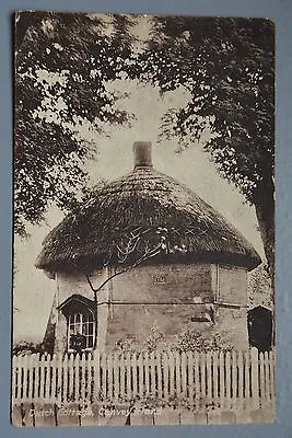 R&L Postcard: Dutch Cottage Canvey Island • £4.50