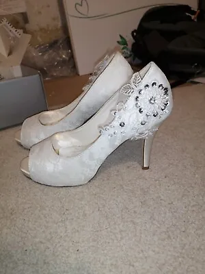 Lace Wedding Heels Size 7 Embellished Court • £10