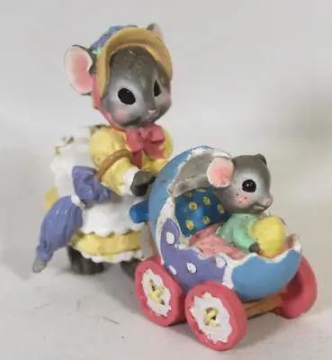 Midwest Of Cannon Falls MouseKins Florence & Baby Burroughs Holiday Figurine • $9.95