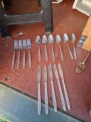 £5.99 • Buy Spear And Jackson Cutlery Excellent Condition Made In Korea